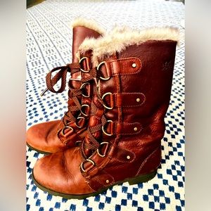 Sorel Emilie boots Size 8